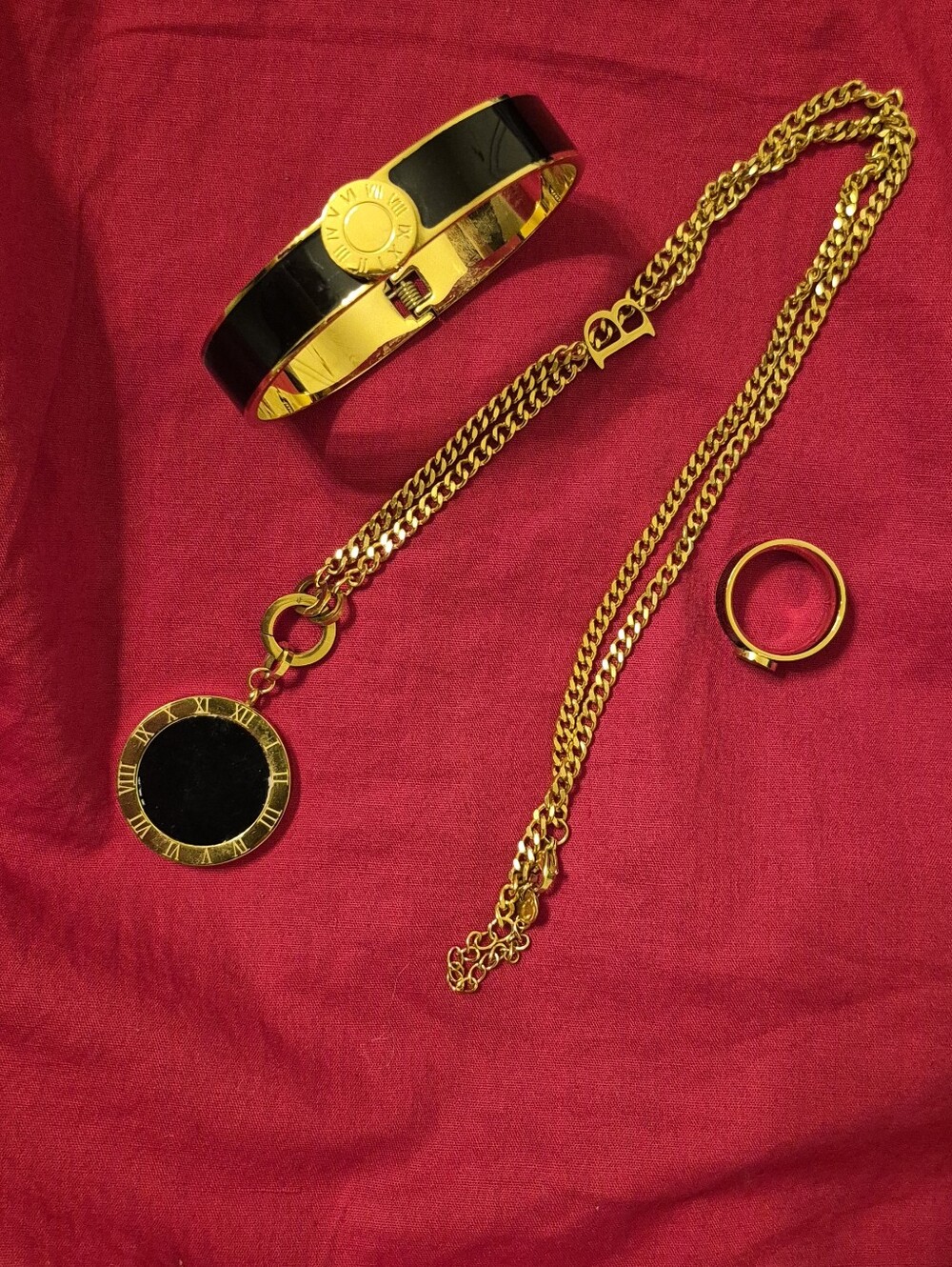3 Piece Set , Necklace , Bracelet And Ring